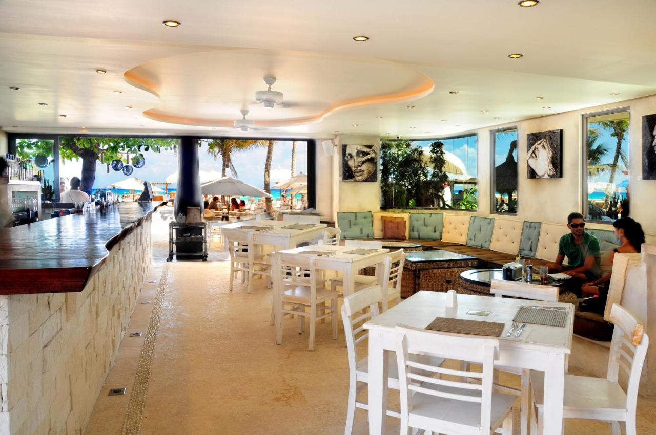 Magia Beachside Condo Плая дел Кармен Екстериор снимка