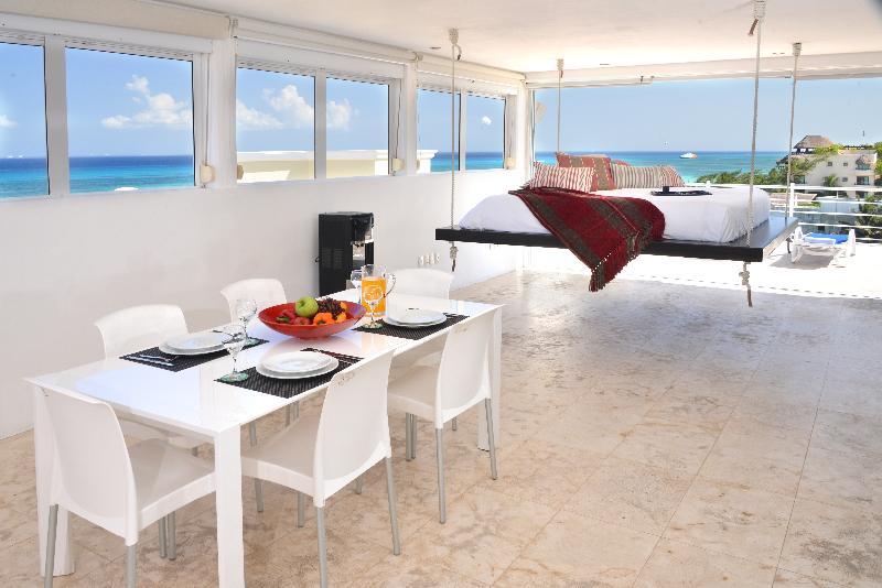Magia Beachside Condo Плая дел Кармен Екстериор снимка