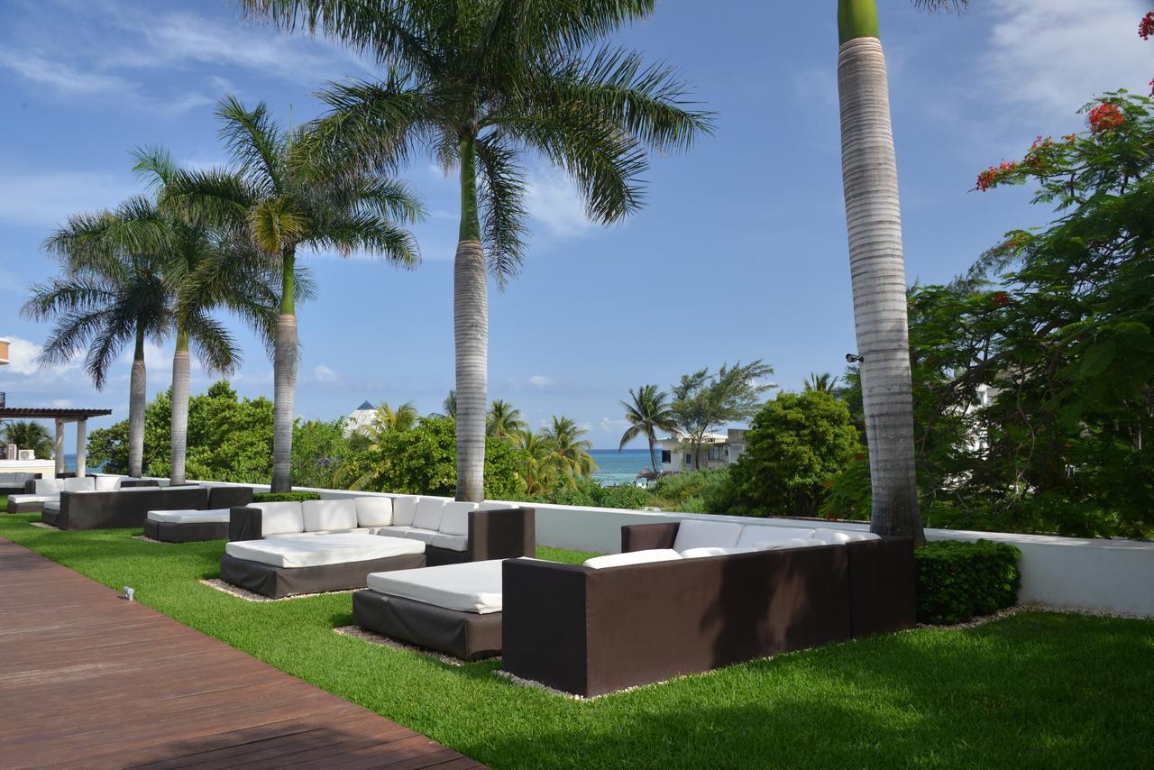 Magia Beachside Condo Плая дел Кармен Екстериор снимка